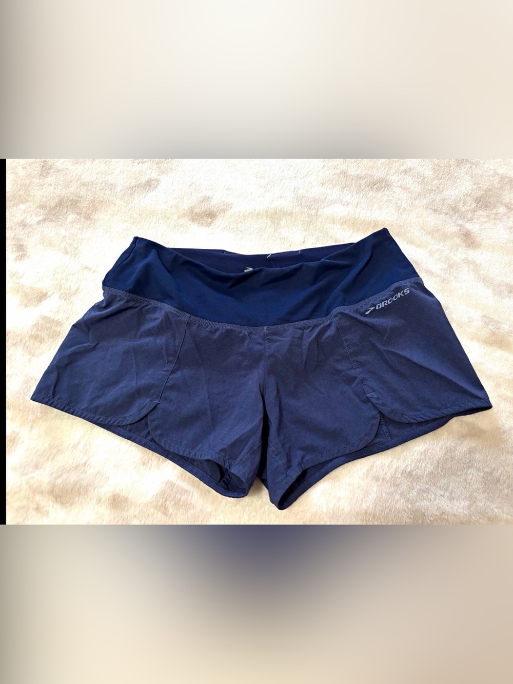 Brooks Women's Petals Blue 5" Chaser Short in Run Rising Size S